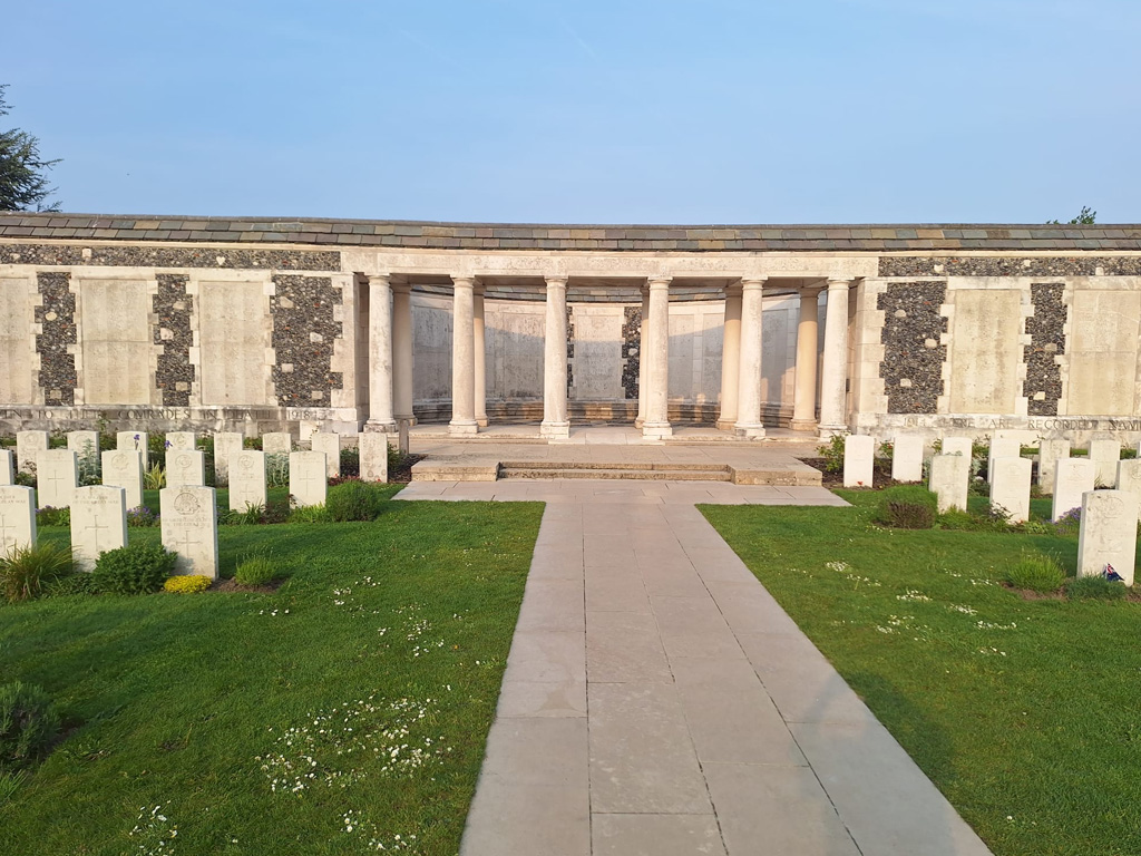 Taxi Vantom Battlefield Tours World War 1